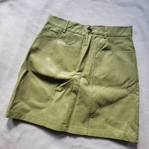NWOT Daphnea Green Faux Leather Skirt